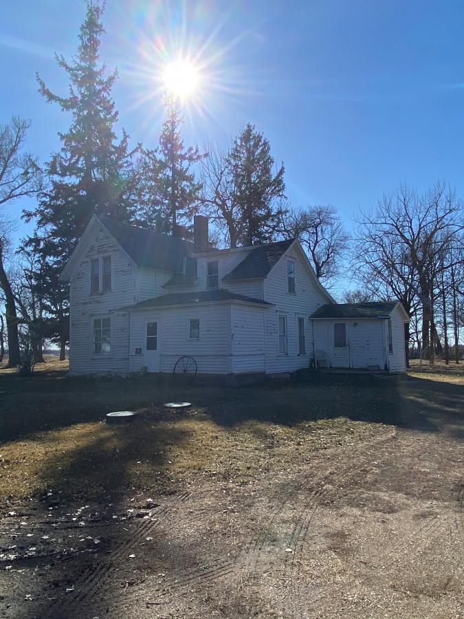 Dan Pike Auction Company & Land and Farm Services Unlimited